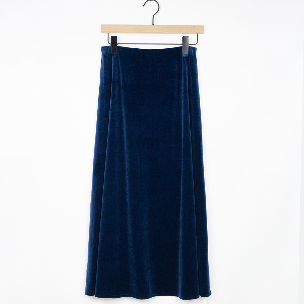 MIDIUMISOLID  亮麗質感優雅絨布長裙