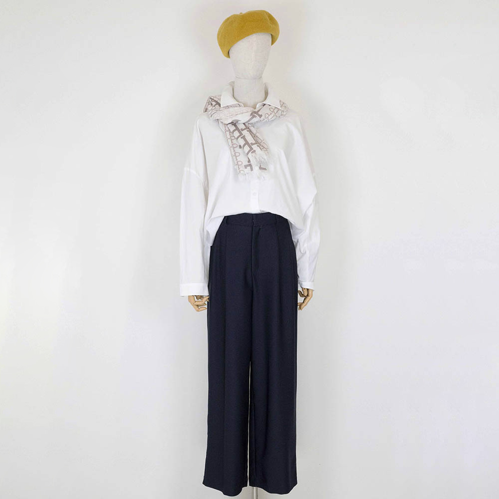 KARO  知性都會俐落感後抽皺襯衫