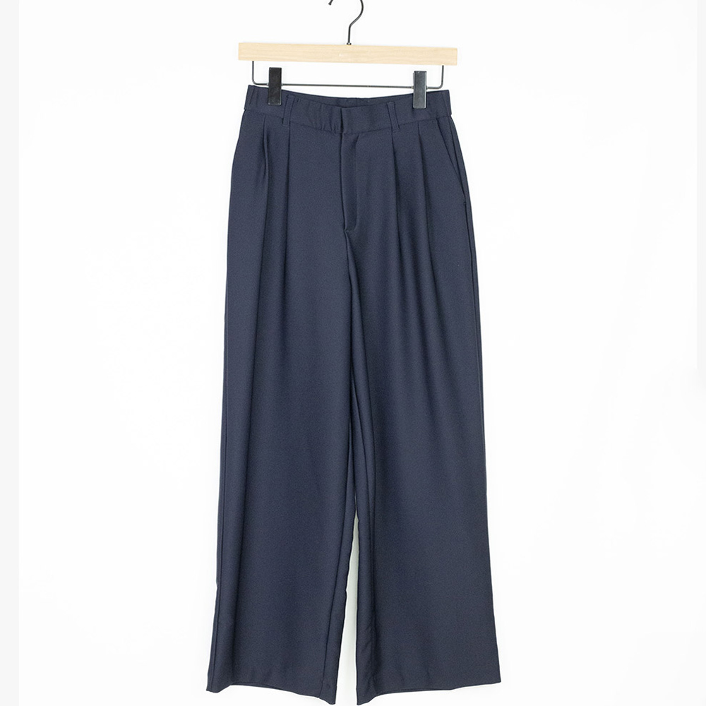 KARO  都會時尚俐落風西裝褲