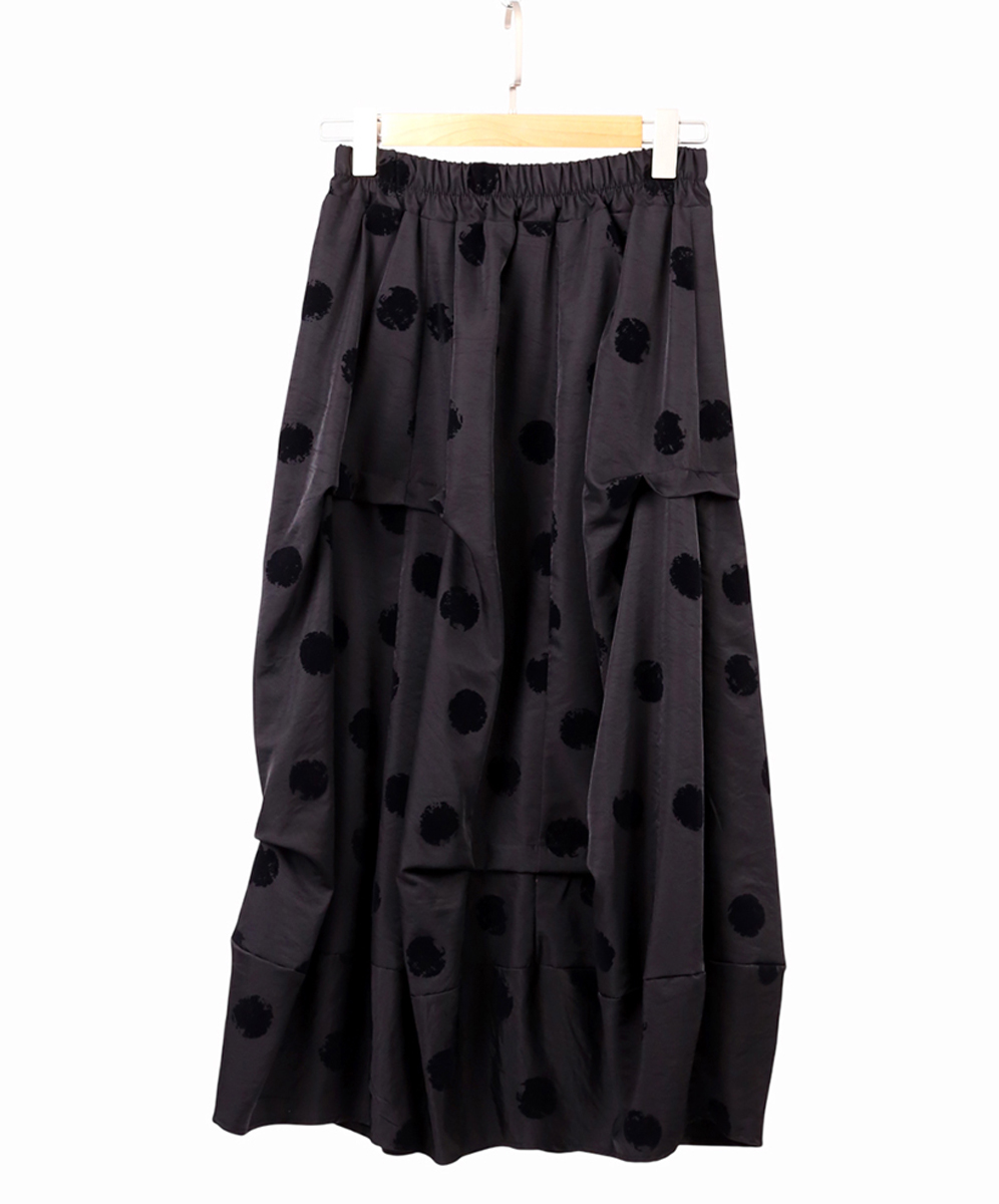 KARO  典雅知性波卡圓點植絨抓皺造型裙 