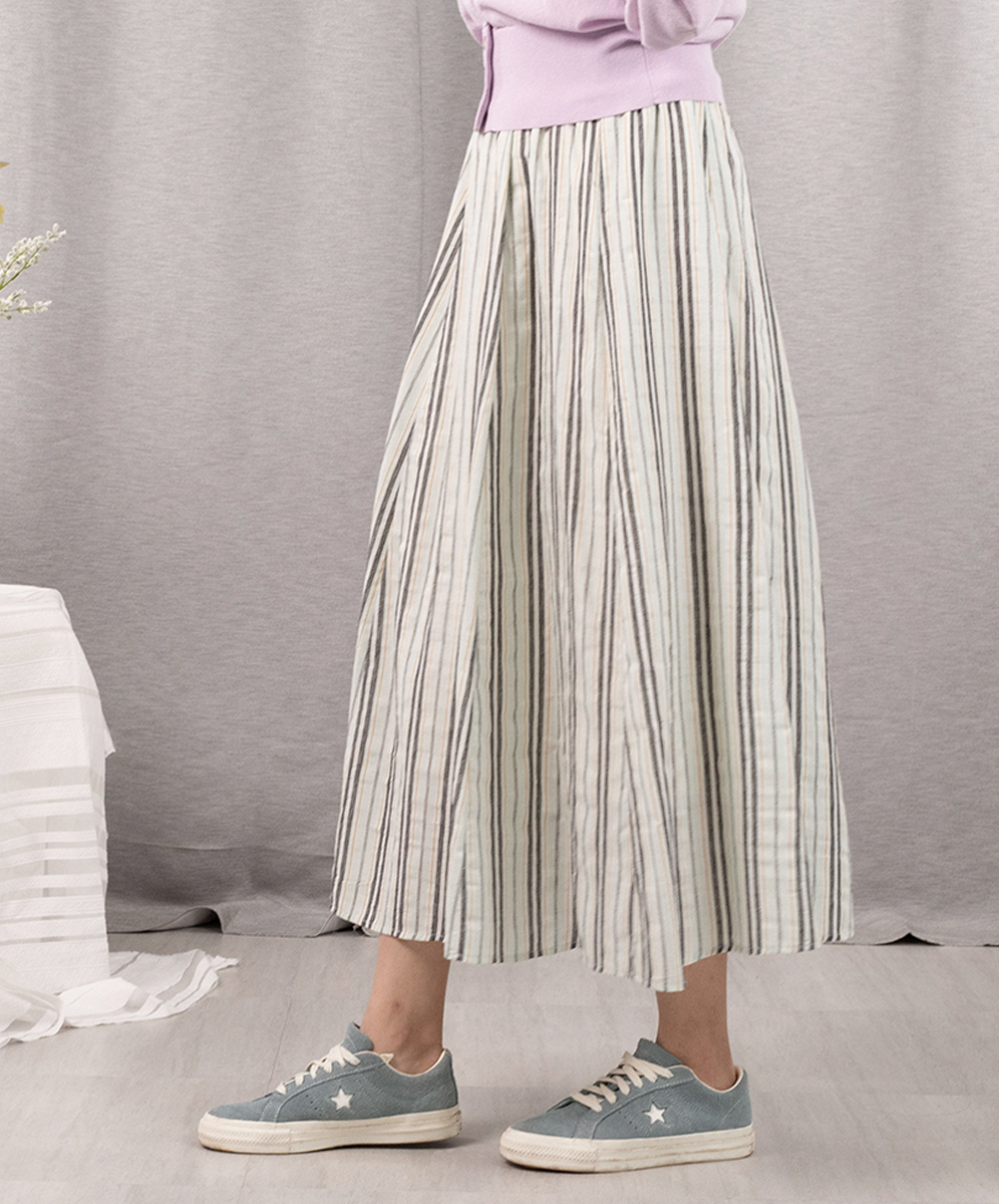 C`EST MOIJEU 俏麗輕柔條紋印花裙