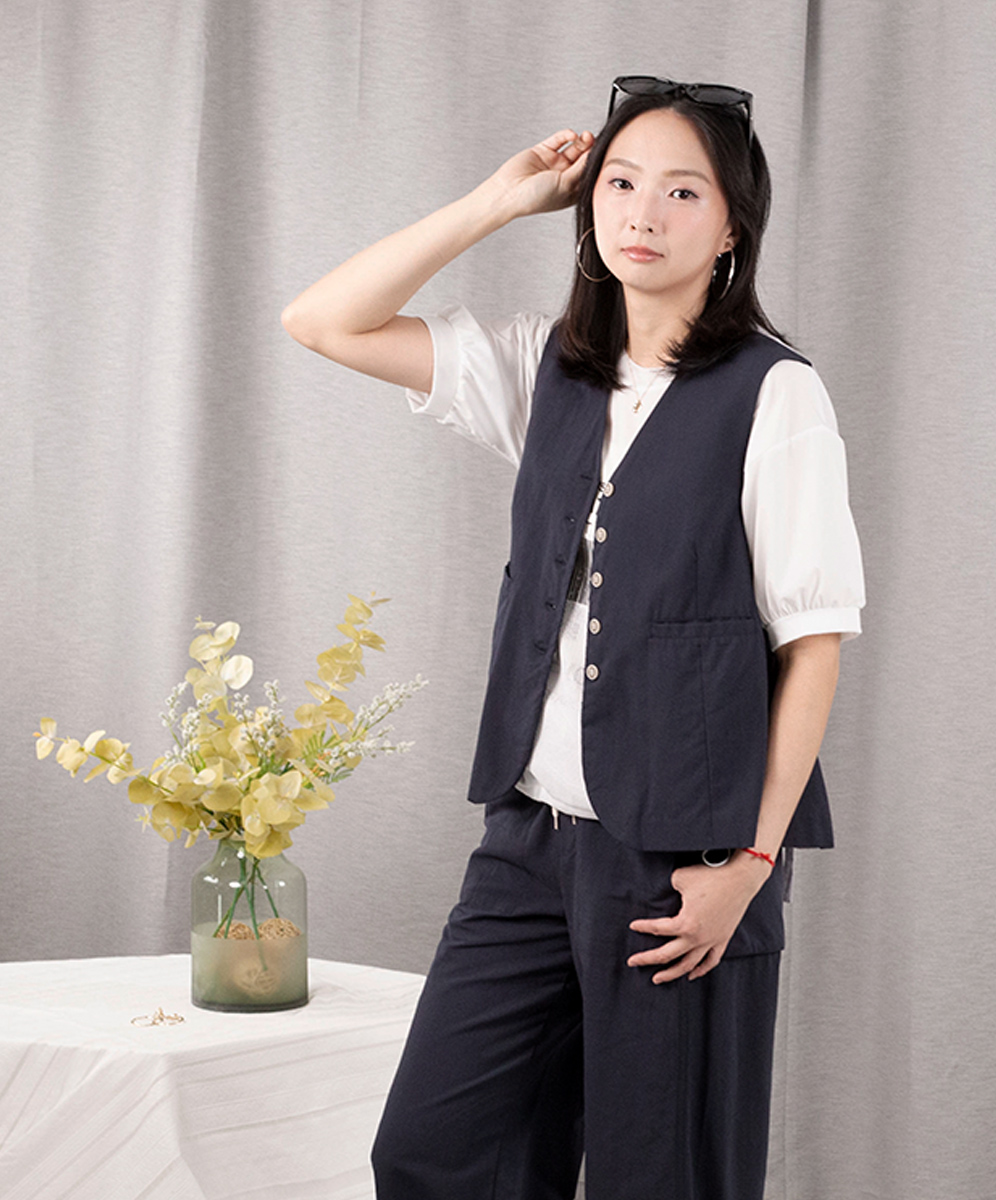 KARO  率性俐落跳色剪接西裝背心