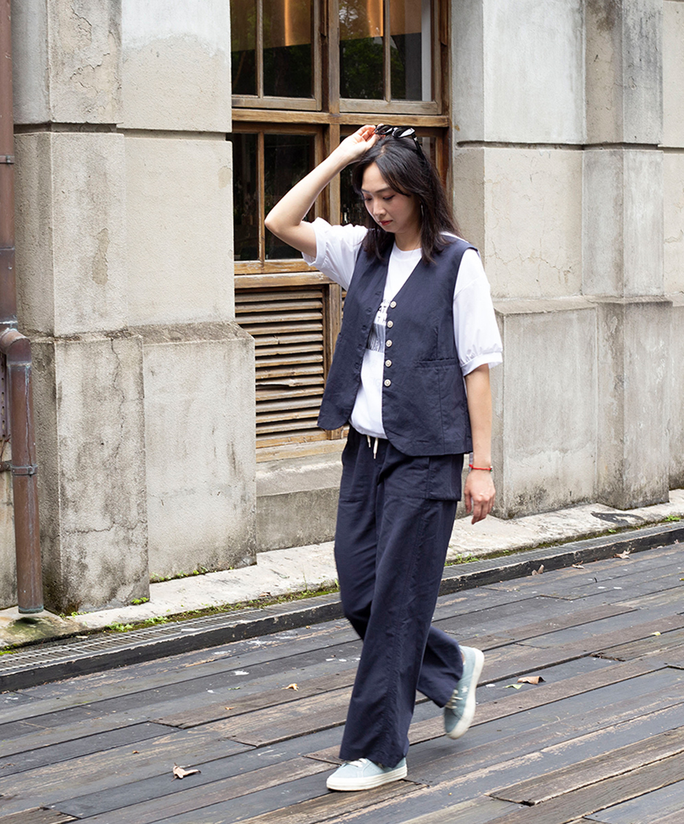 KARO  率性俐落跳色剪接西裝背心