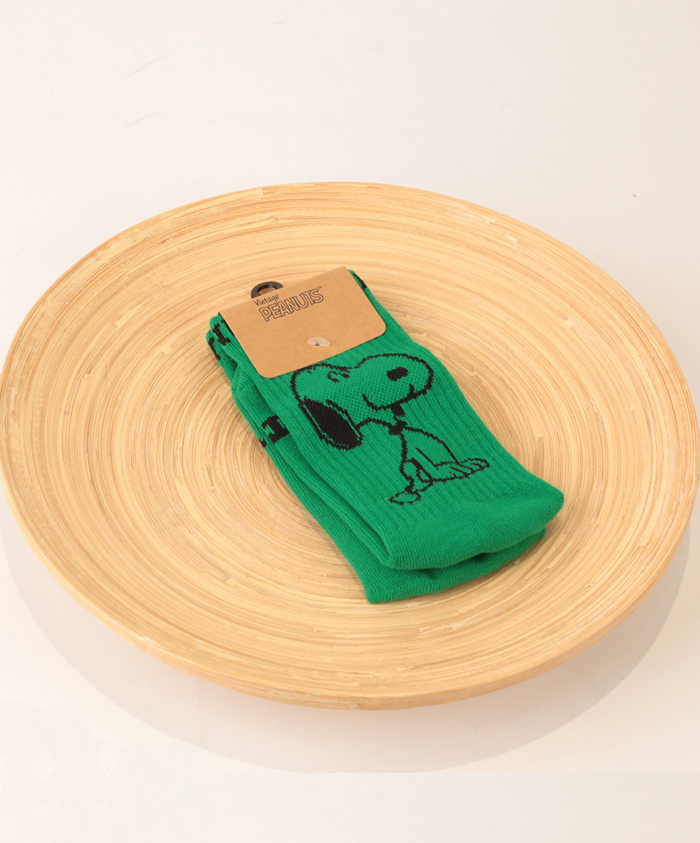 YINHWA PEANUTS提花圖案中筒襪(左右圖案不同)